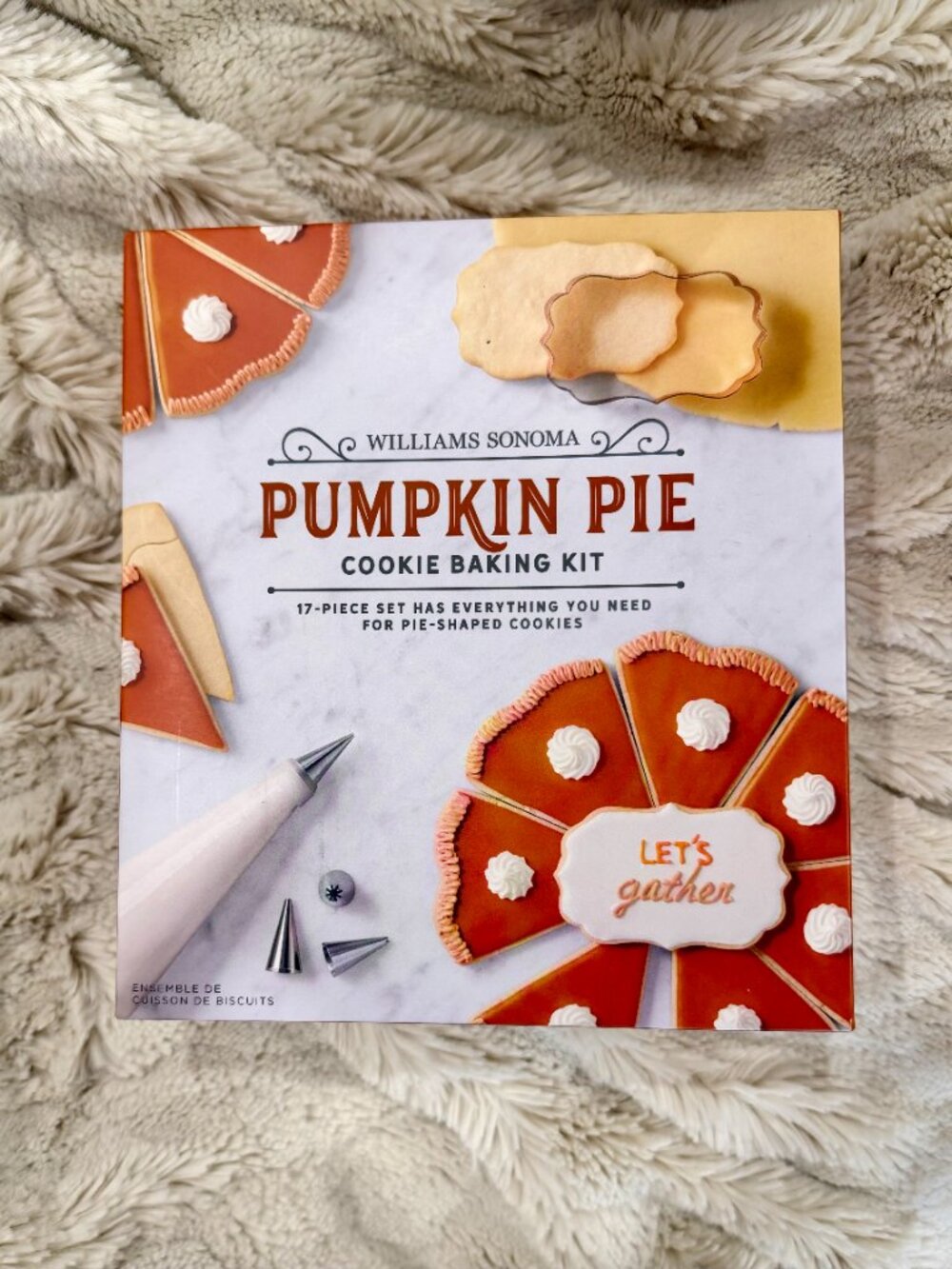 Williams Sonoma Pumpkin Pie Centerpiece Cookie Cutters - 17 pieces NWT